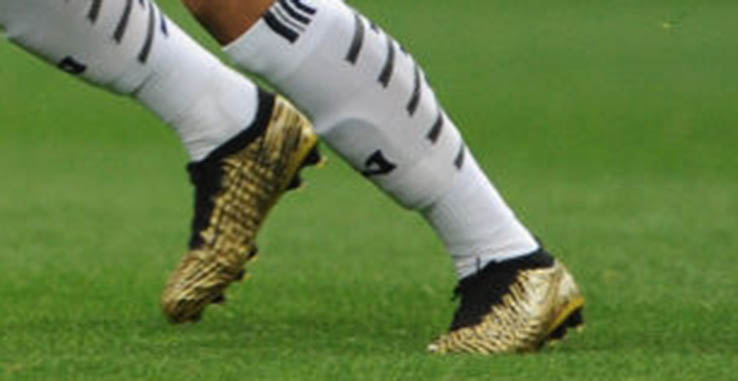 Thailand International Shows Off Custom Gold Nike Magista Obra